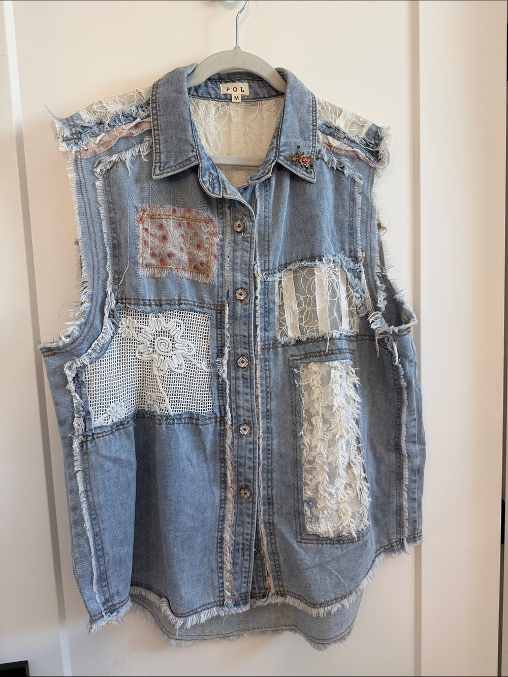POL Distressed Patchwork Denim Vest with Lace and Embroidery - Picture 6 of 6
